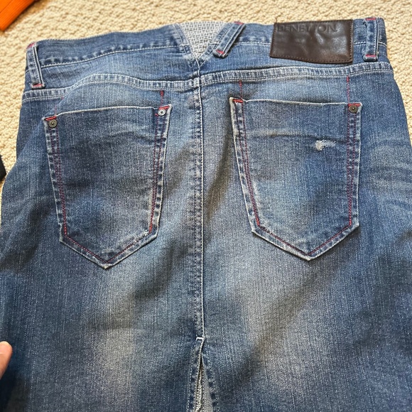 United Colors of Benetton Slightly distressed denim skirt - Picture 8 of 8